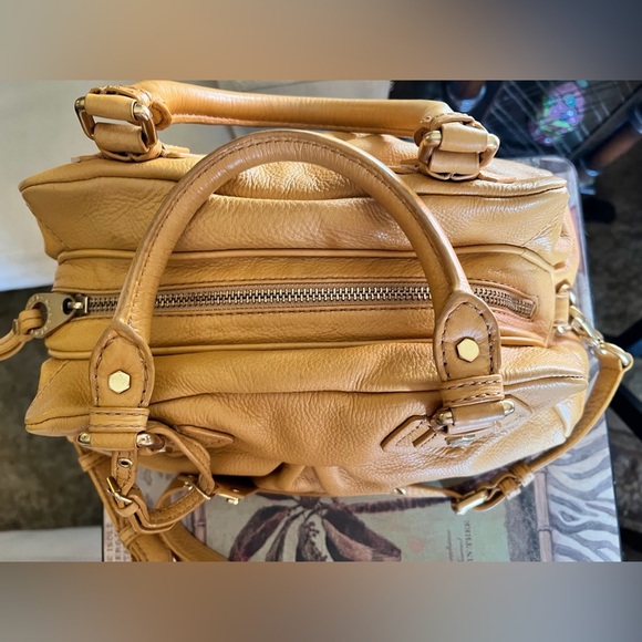 Marc by Marc Jacobs Goldenrod Yellow Purse w/Signature Lining - Picture 10 of 10